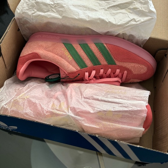 Adidas Gazelle Pink Spark ‘Preloved Green’- New Never Worn Women’s Size 9.5 - Picture 8 of 8